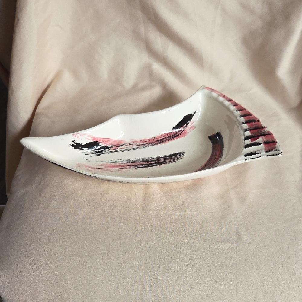 MCM  Ceramic Accent Bowl in Black and Pink. Vintage